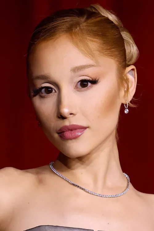 Ariana Grande Oyuncu Profil Görseli