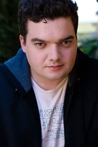 Jeffrey Addiss Yönetmen Profil Görseli