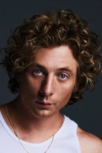 Jeremy Allen White Oyuncu Profil Görseli