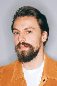 Metin Akdülger Oyuncu Profil Görseli